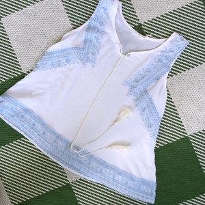 Blu Pepper white w/blue embroidery sleeveless